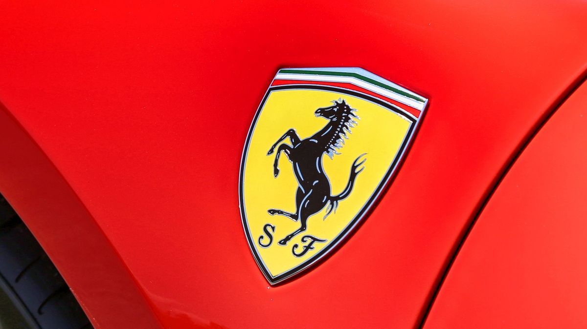 Ferrari těžilo z vysoké poptávky a zvýšilo zisk o třetinu